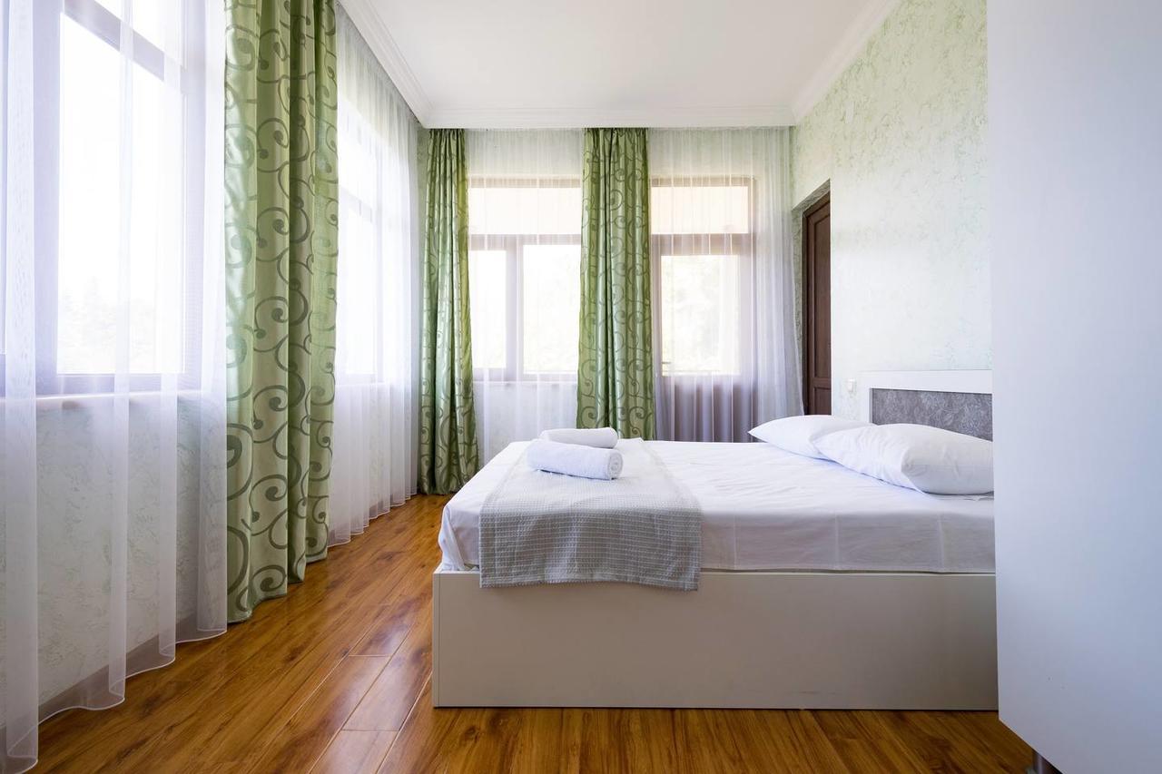 Sunny Hotel Batumi Makhinjauri Pokoj fotografie